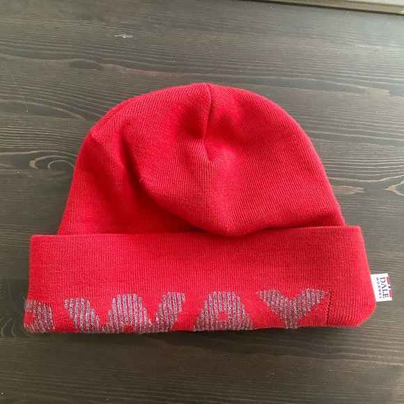 NWT Dale of Norway Double layer Merino Wool Toque/Hat/Beanie, Red & Grey - Picture 9 of 10
